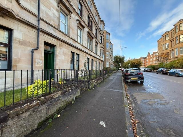 47 Wilton Street, G20 6 RT