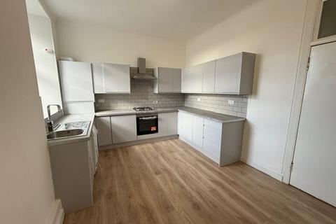 3 bedroom flat to rent, 47 Wilton Street, G20
