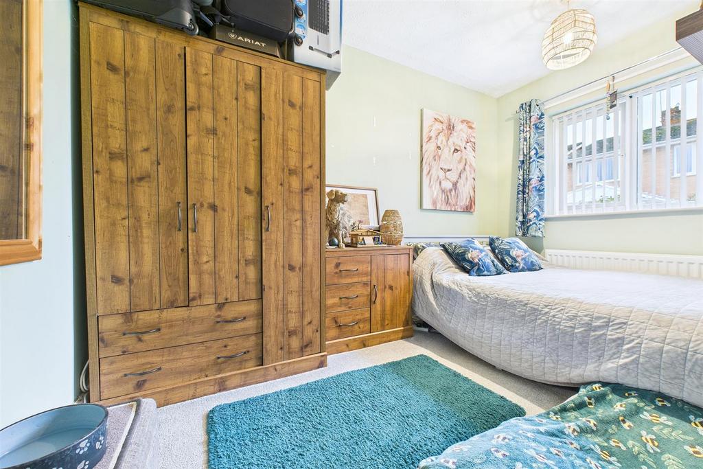Bedroom 2.jpg