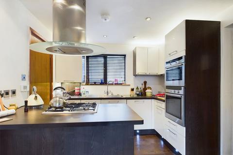 2 bedroom ground floor flat for sale, Windermere LA23