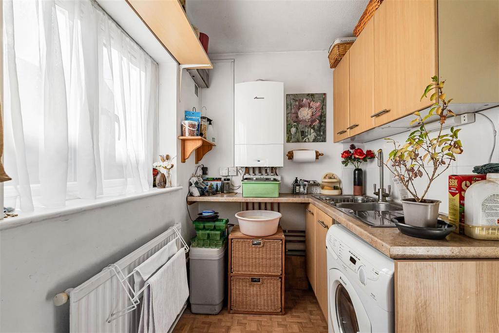22 66396.jpg