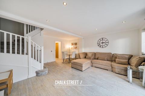 undefined, Hornchurch Road, Hornchurch, RM11