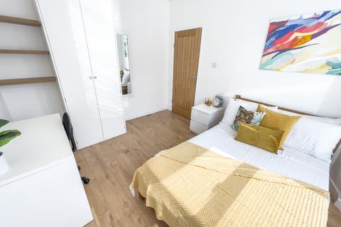 undefined, Molyneux Road, L6 6AL,