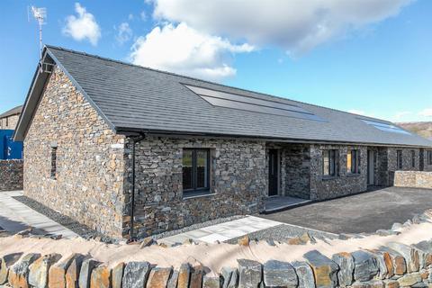 undefined, Longhowe End Farm, Grange-Over-Sands LA11