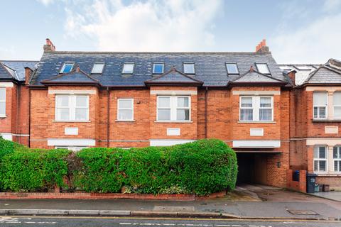 undefined, Kingston Road, Raynes Park SW20