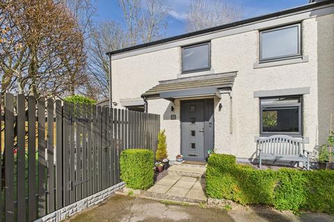 School Knott Drive, Windermere LA23
