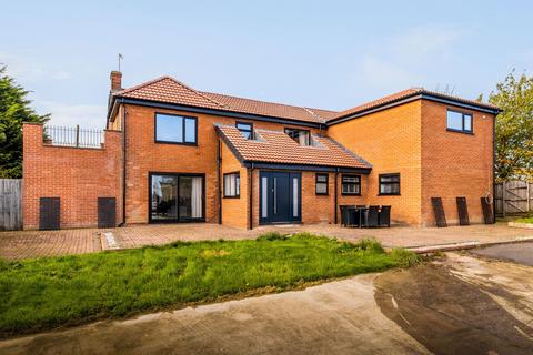 undefined, Ermine Street, Lincoln LN2