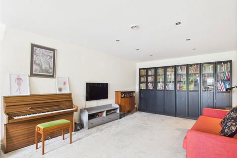 4 bedroom detached house for sale, Kendal Parks Road, Kendal LA9