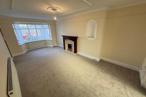 3 bedroom semi-detached house to rent, Fieldhead Avenue, Elton, Bury, BL8 2LX