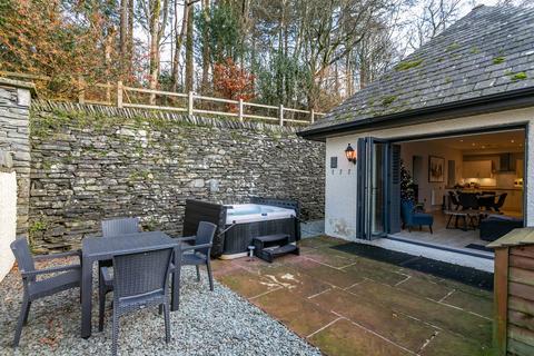 undefined, 6 Applethwaite Hall, Windermere, The Lake District  LA23