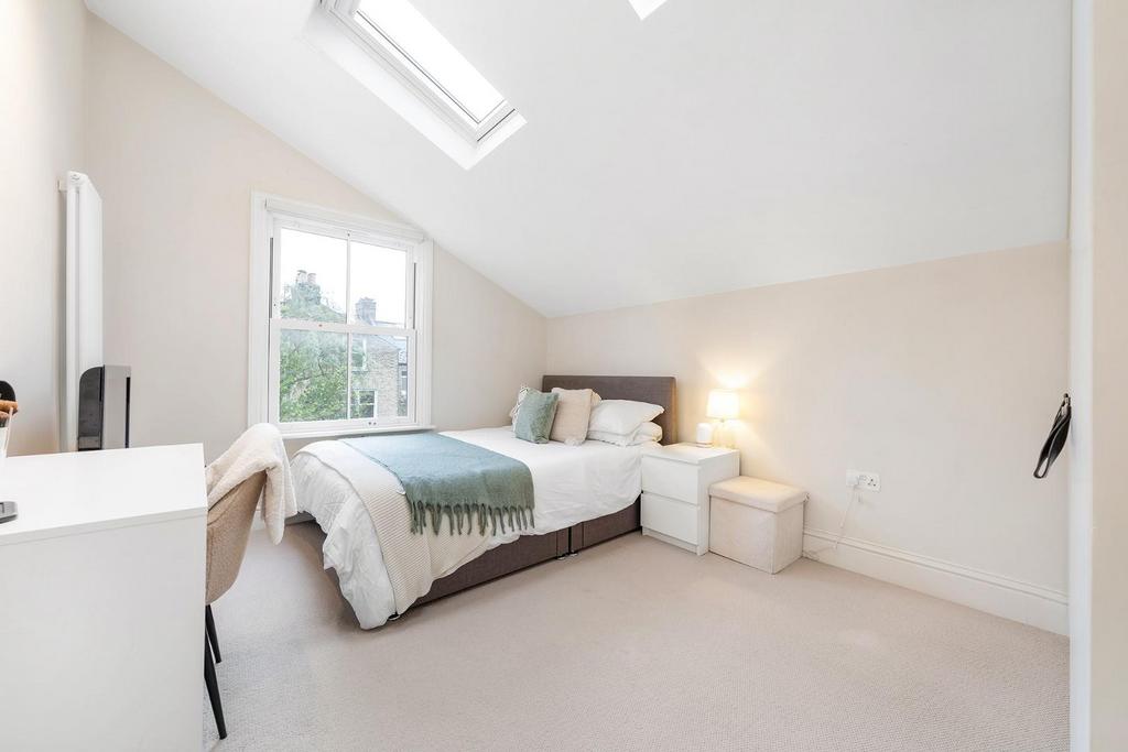 Bedroom Three (2).JPG