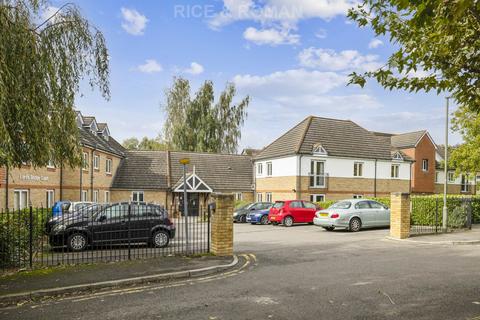 1 bedroom retirement property for sale, Mervyn Road, Shepperton TW17