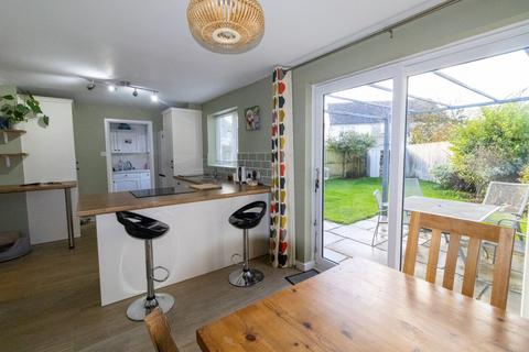 undefined, Clos Ogney, Llantwit Major, CF61