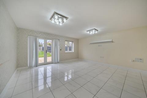4 bedroom semi-detached house for sale, Elmore Close, Harrow, Middlesex