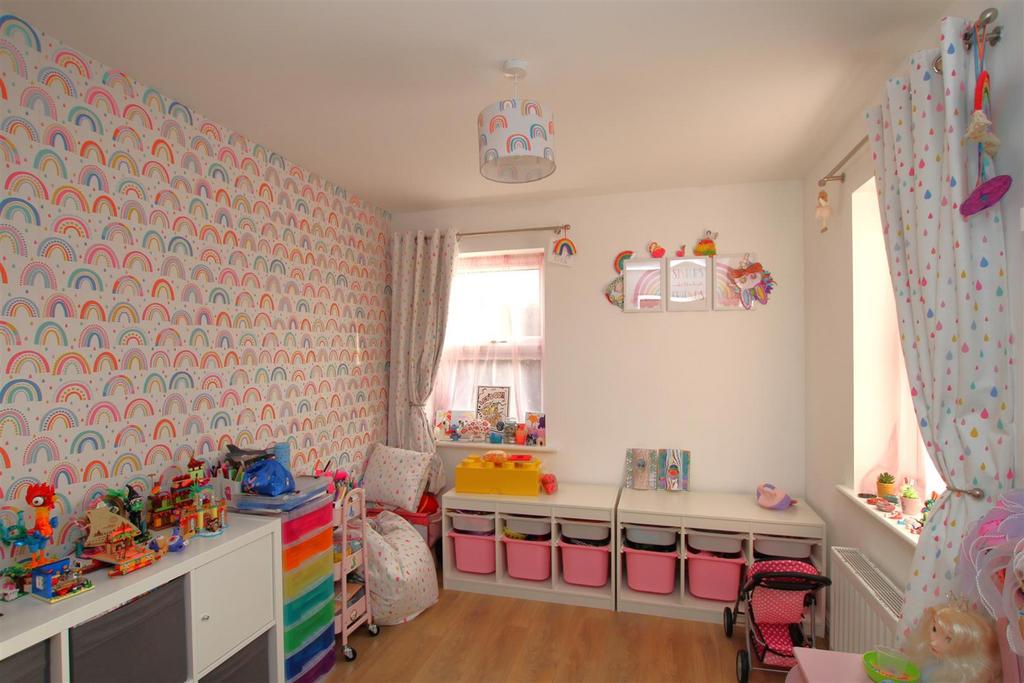 Dining or Play Room.JPG