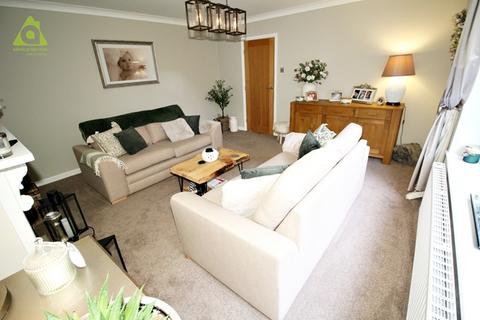 4 bedroom detached house for sale, Highgate, Bolton, BL3 4ST