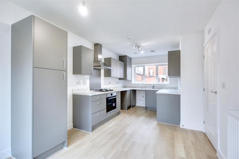 3 bedroom detached house for sale, Wade Close, Long Eaton