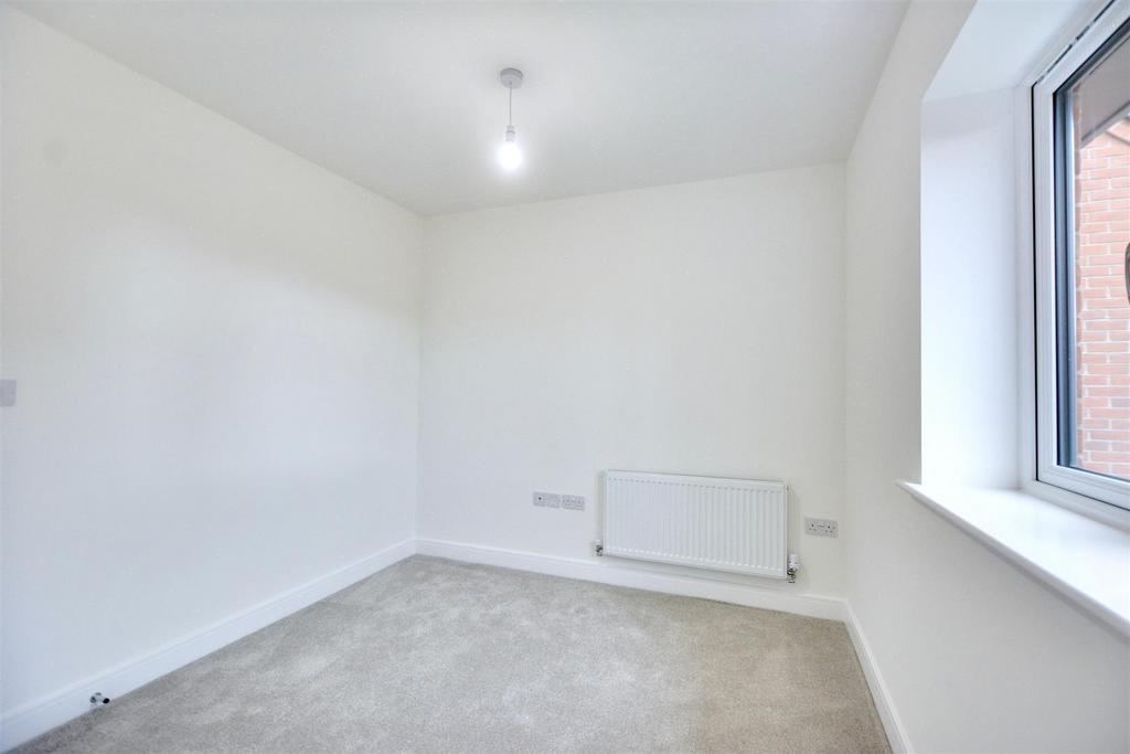 Bedroom 3 2.jpeg