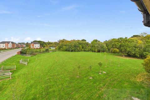 2 bedroom flat for sale, Somerley Drive, Crawley RH10