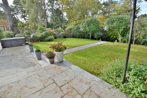 4 bedroom detached house for sale, Aldridge Road, Ferndown, BH22