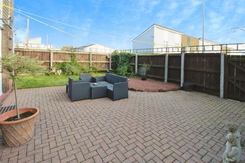 3 bedroom end of terrace house for sale, Cadeleigh Close, Bransholme