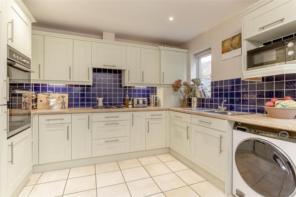 Kitchen - A.jpg