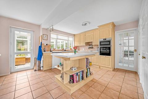 undefined, Rectory Close, Surrey GU4