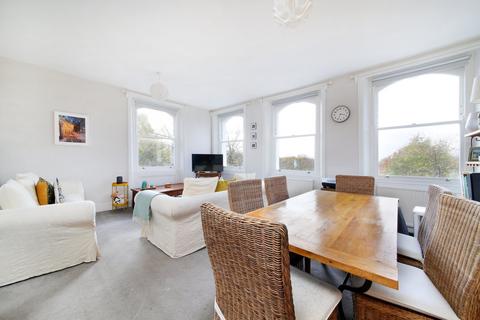 Clapham Common South Side, LONDON SW4