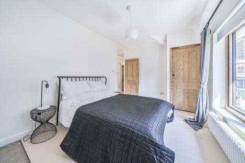 undefined, Porlock Street, London, SE1