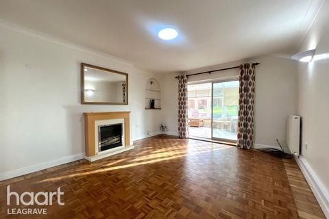 undefined, Finsbury Road, Luton