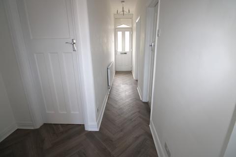 2 bedroom ground floor maisonette for sale, High Street, Hornchurch RM12