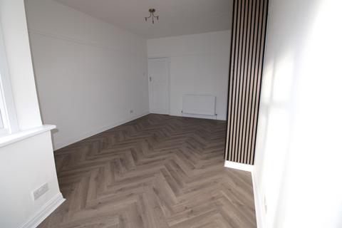2 bedroom ground floor maisonette for sale, High Street, Hornchurch RM12