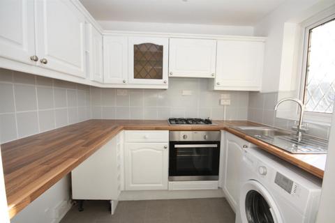 3 bedroom terraced house to rent, Olympic Way, Eastleigh