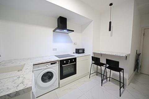 2 bedroom apartment for sale, Lansdowne House, Christchurch Road, Bournemouth,