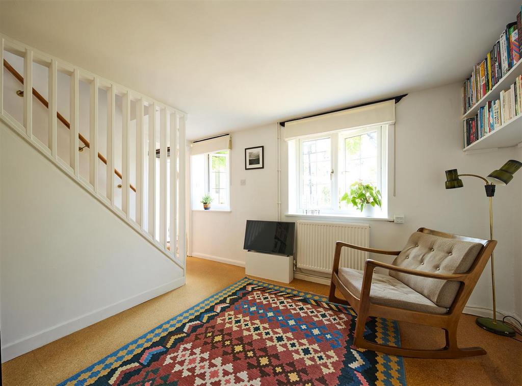 Living room 02 copy.jpg