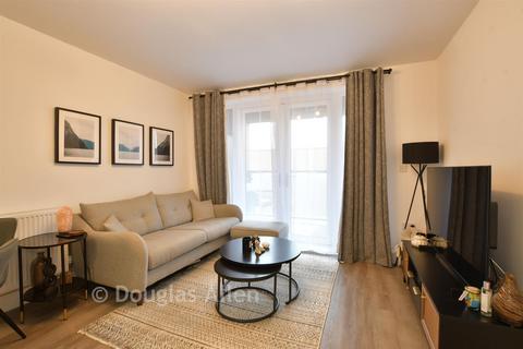 2 bedroom apartment for sale, Windstar Drive, South Ockendon, Essex