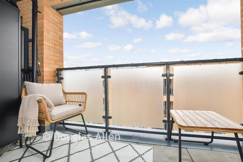 2 bedroom apartment for sale, Windstar Drive, South Ockendon, Essex