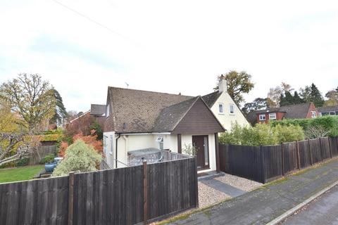 1 Basingbourne Close, Fleet, GU52 6TF