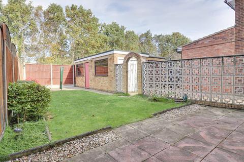 3 bedroom semi-detached house for sale, Sakins Croft, Harlow, CM18