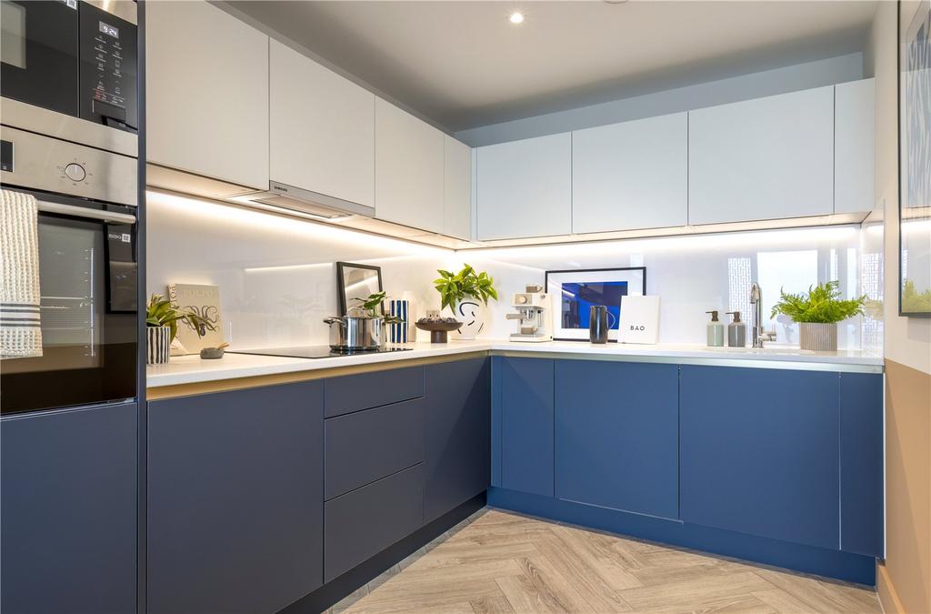 Apartment in Manchester, City Centre - View 4