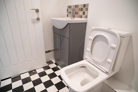 2 bedroom flat for sale, Arctic Road, Cowes PO31