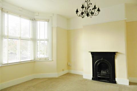 2 bedroom maisonette for sale, Fotheringham Road, Enfield EN1