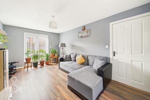 3 bedroom terraced house for sale, St. Simon Close, Queens Hill, Norwich
