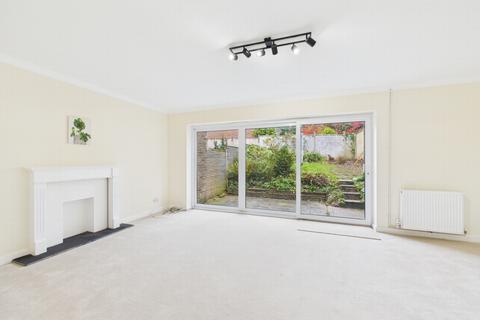 3 bedroom house for sale, Barnmead, Haywards Heath, RH16
