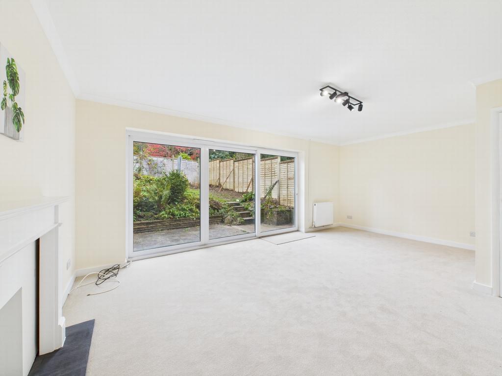 Sitting room 3