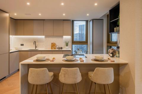2 bedroom duplex for sale, One Thames Quay, 222 Marsh Wall, London, E14