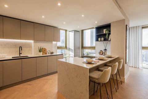 2 bedroom duplex for sale, One Thames Quay, 222 Marsh Wall, London, E14