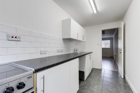 1 bedroom flat for sale, Stockdale Close, Nottingham NG5