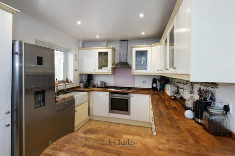 5 bedroom semi-detached house for sale, The Cherry Orchard, Hadlow, Tonbridge