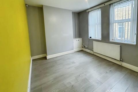3 bedroom terraced house to rent, Toxteth Grove, Liverpool, L8